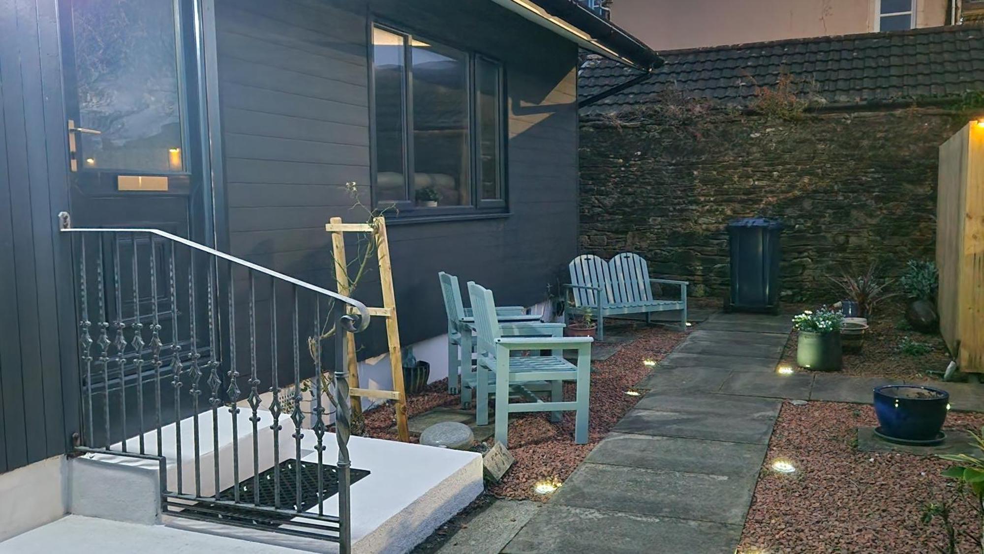 175 On Clyde - Spacious & Cosy Cedar Wood Bungalow Helensburgh Exterior photo